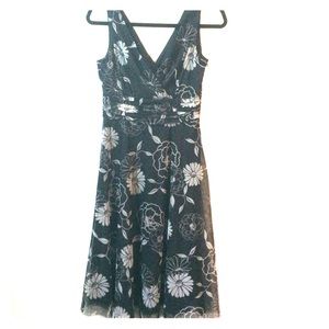 🌺 Jessica Howard dress size 10 petite